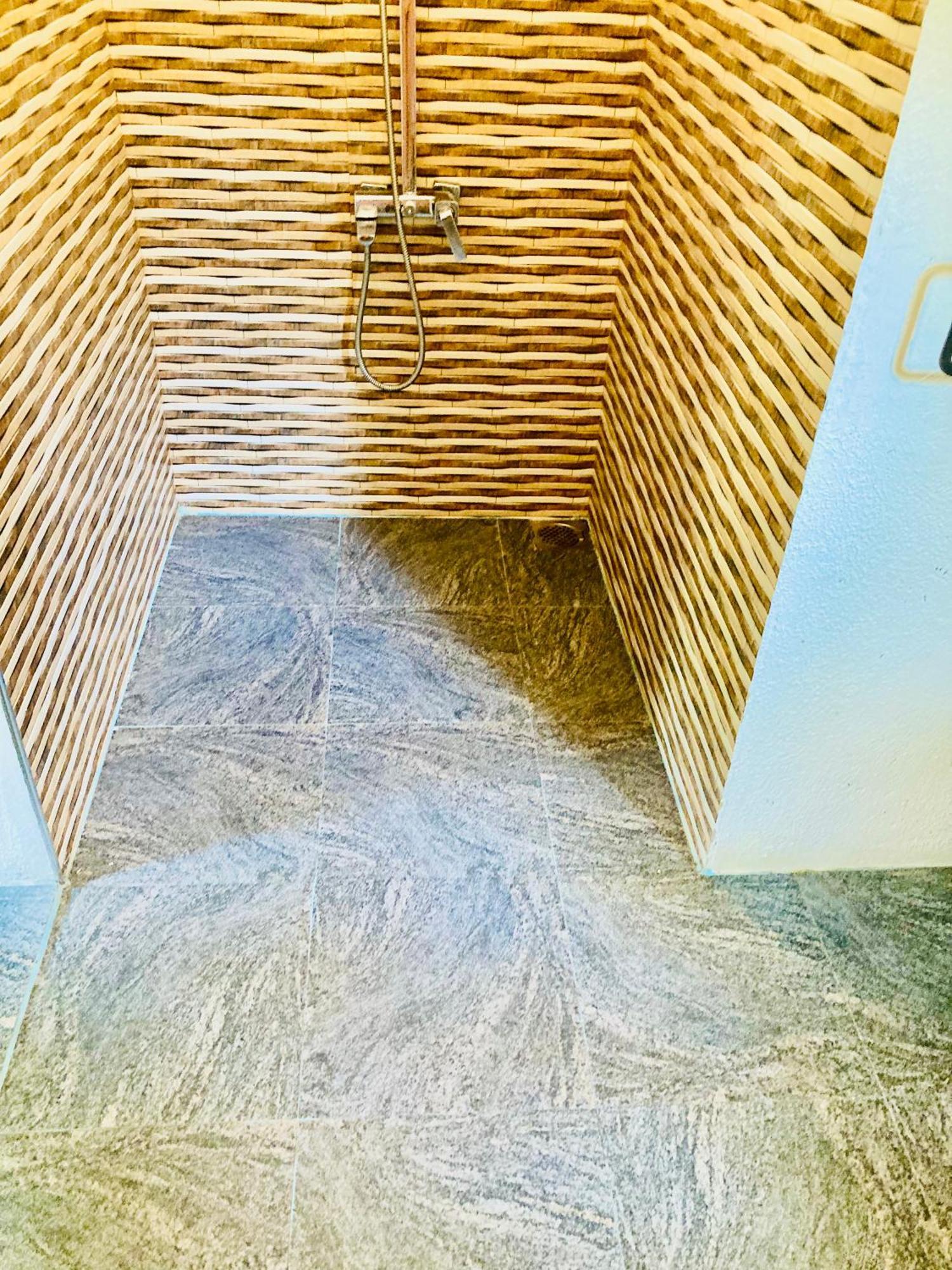 Mountain Seaview Cabanas Tangalle Ngoại thất bức ảnh